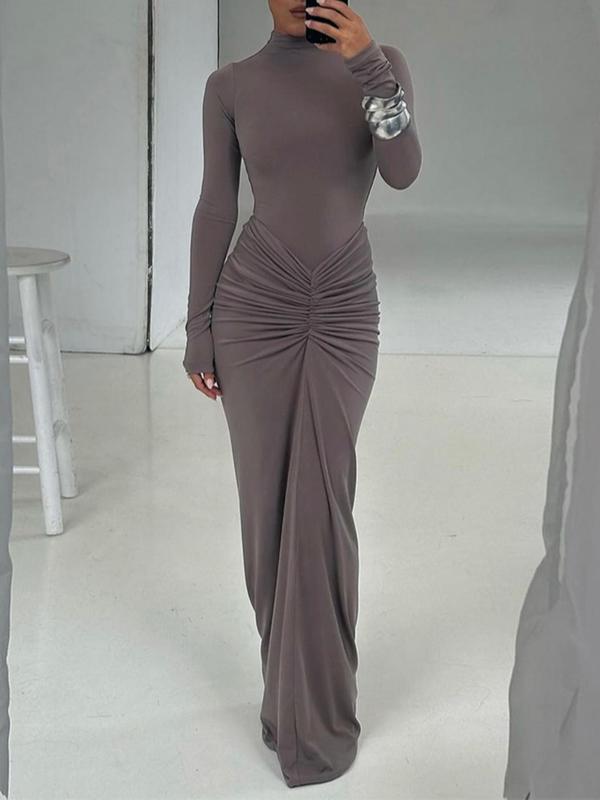 BETTYT - Classy Ruched Long Sleeve Mock