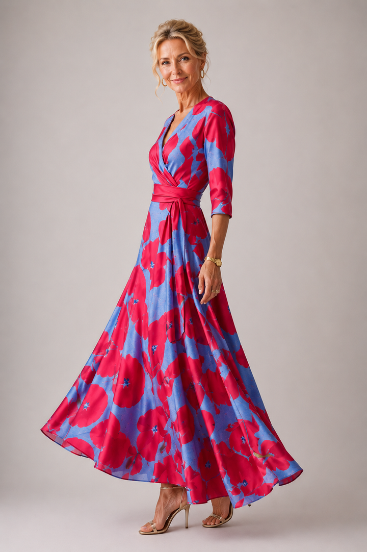 Danielle Comfortable dress for every day with V-neck