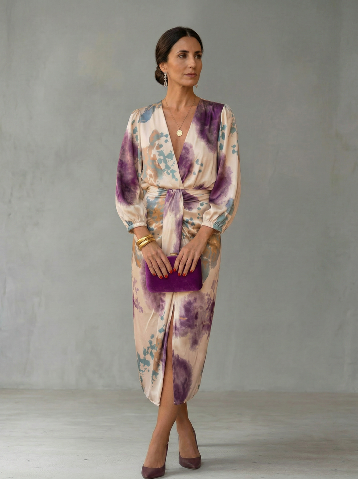 Valerie  Elegant Dress with V-Neck