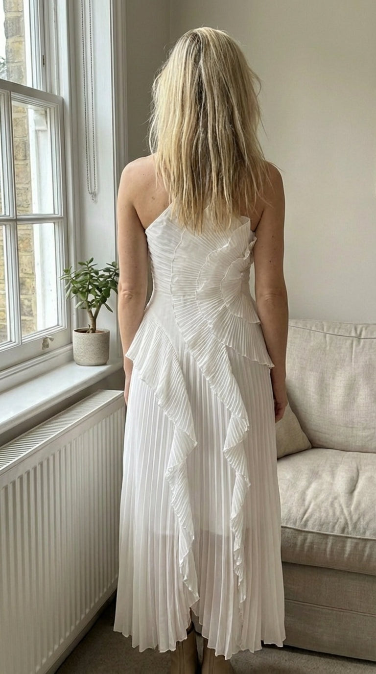 Penelope Elegant, airy dress