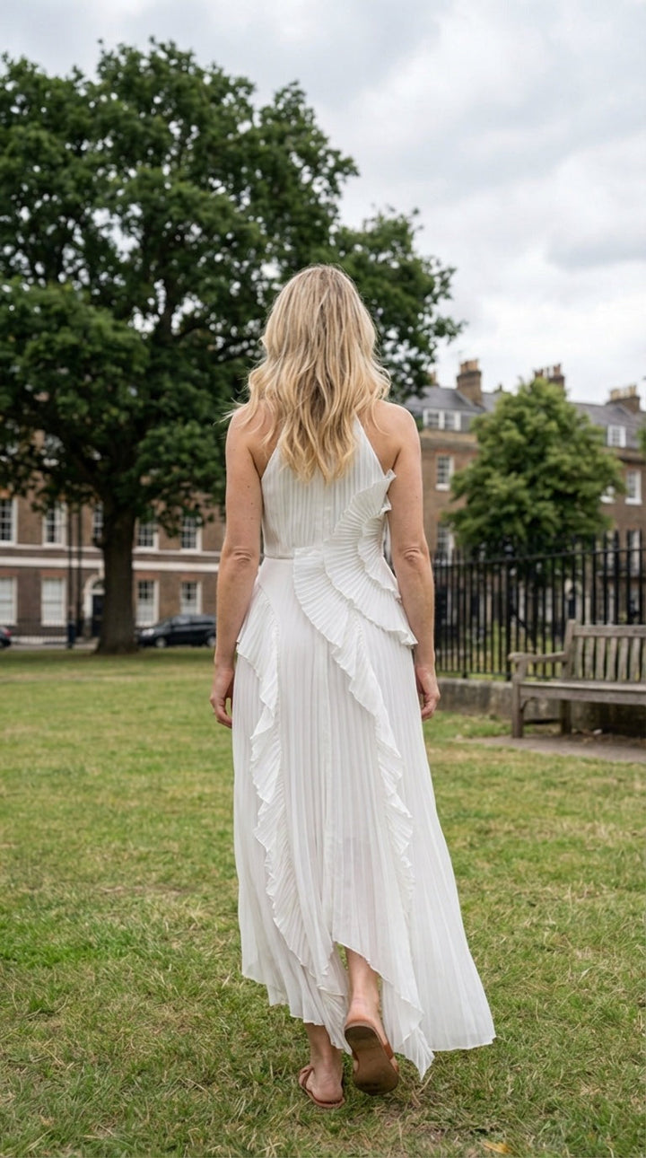 Penelope Elegant, airy dress