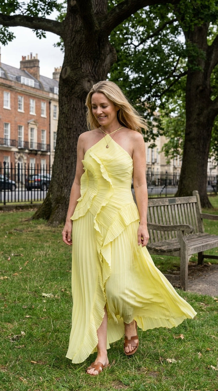 Penelope Elegant, airy dress
